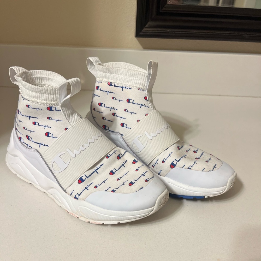 Champion Women’s White and Blue Logo Sneakers. Size 9.